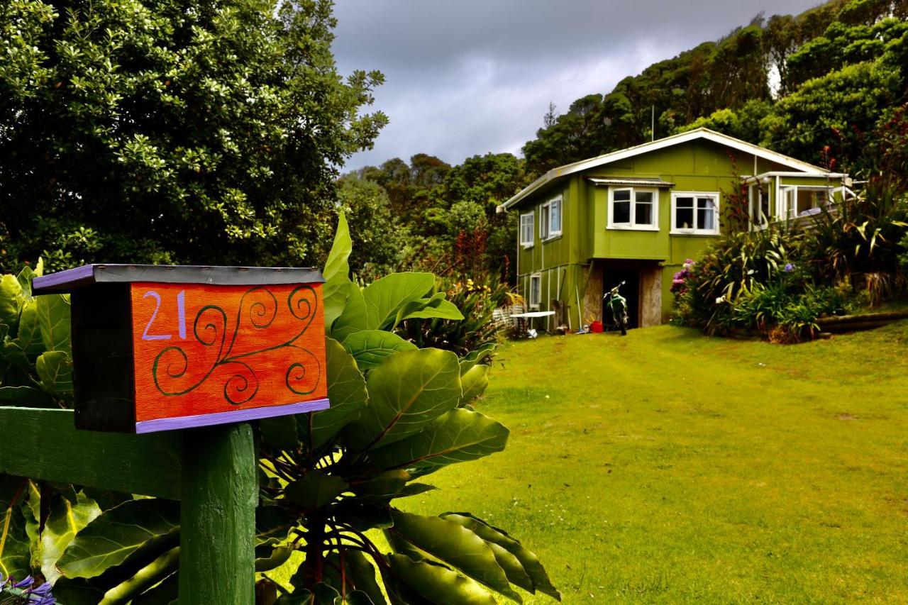 Toad Hall Baylys Beach エクステリア 写真