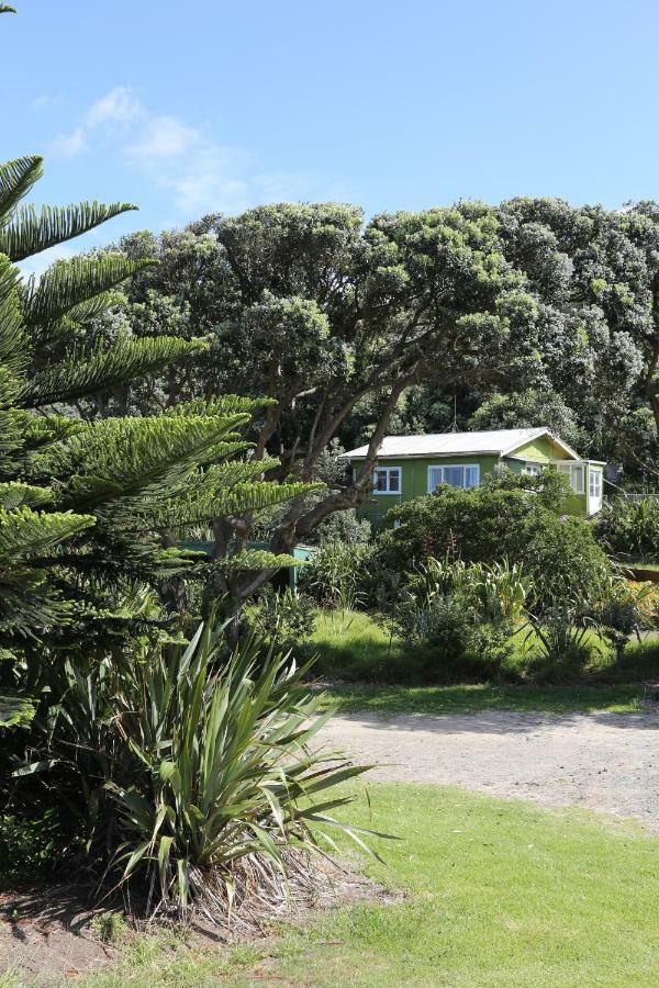 Toad Hall Baylys Beach エクステリア 写真