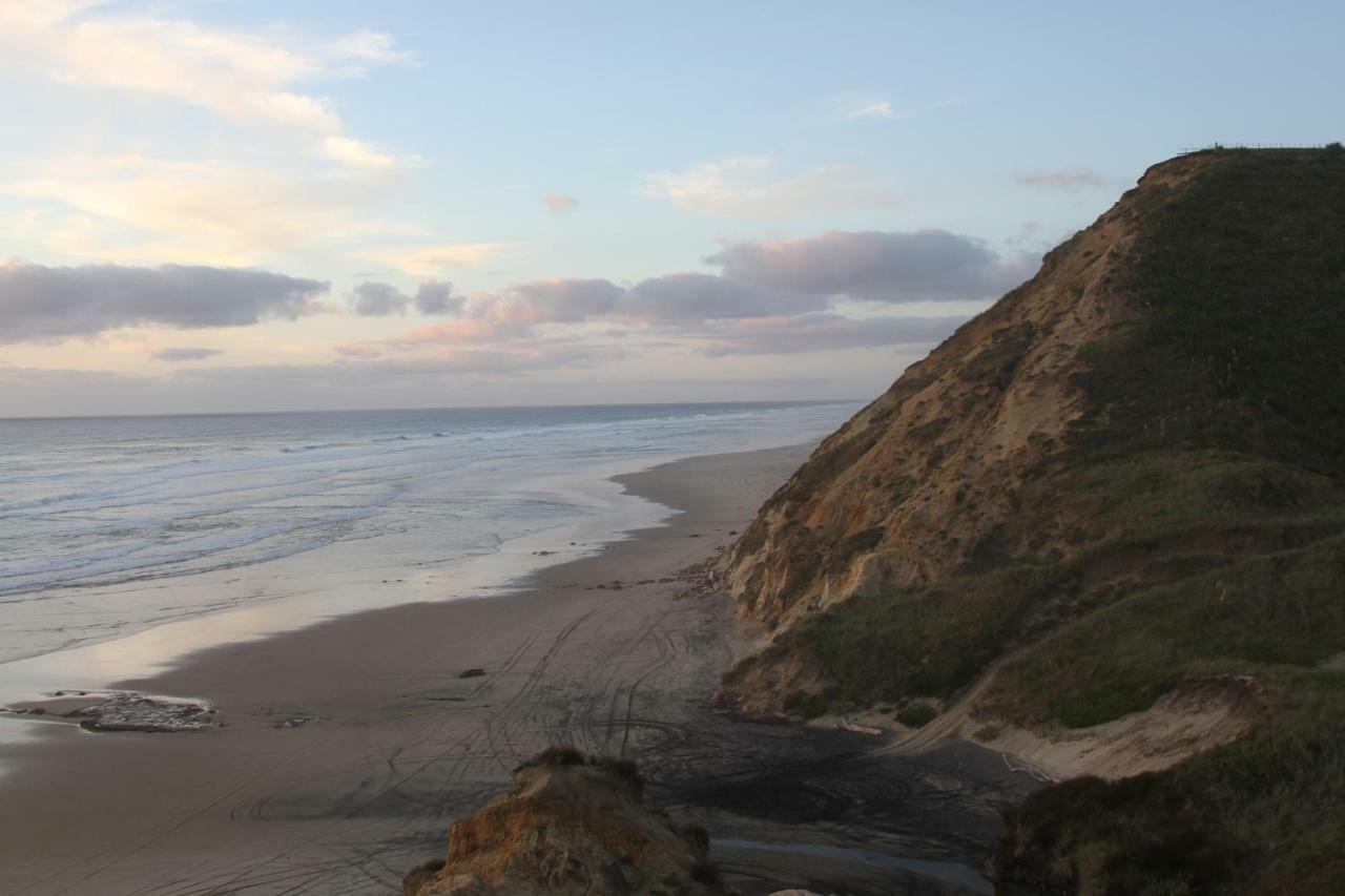 Toad Hall Baylys Beach エクステリア 写真